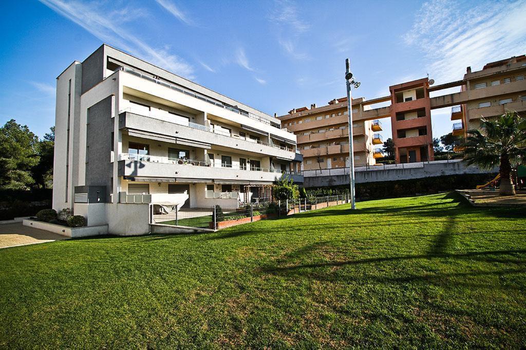 J Tramuntana Planet Costa Dorada Daire Salou Dış mekan fotoğraf